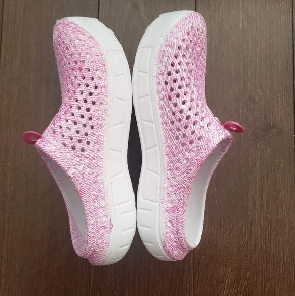 Kauai Water Shoe - Picture 2 of 8